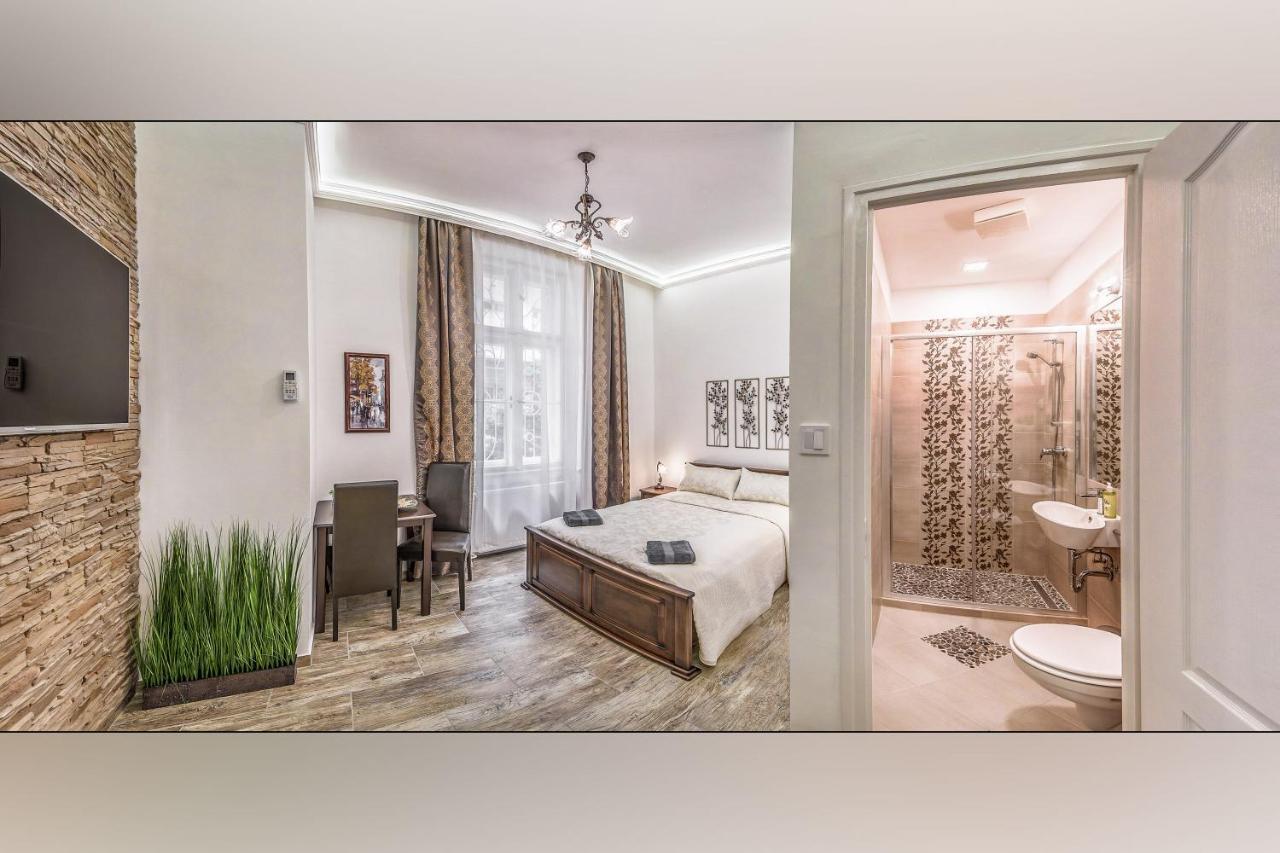 Platanus Guesthouse ブダペスト エクステリア 写真